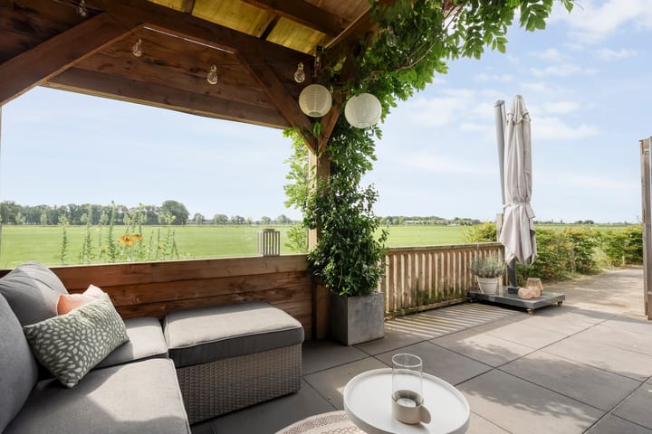 Foto 2 van Esakkers 23