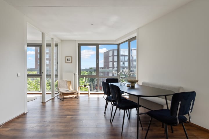 Photo 5 of Pieter Oosterhuisstraat 75