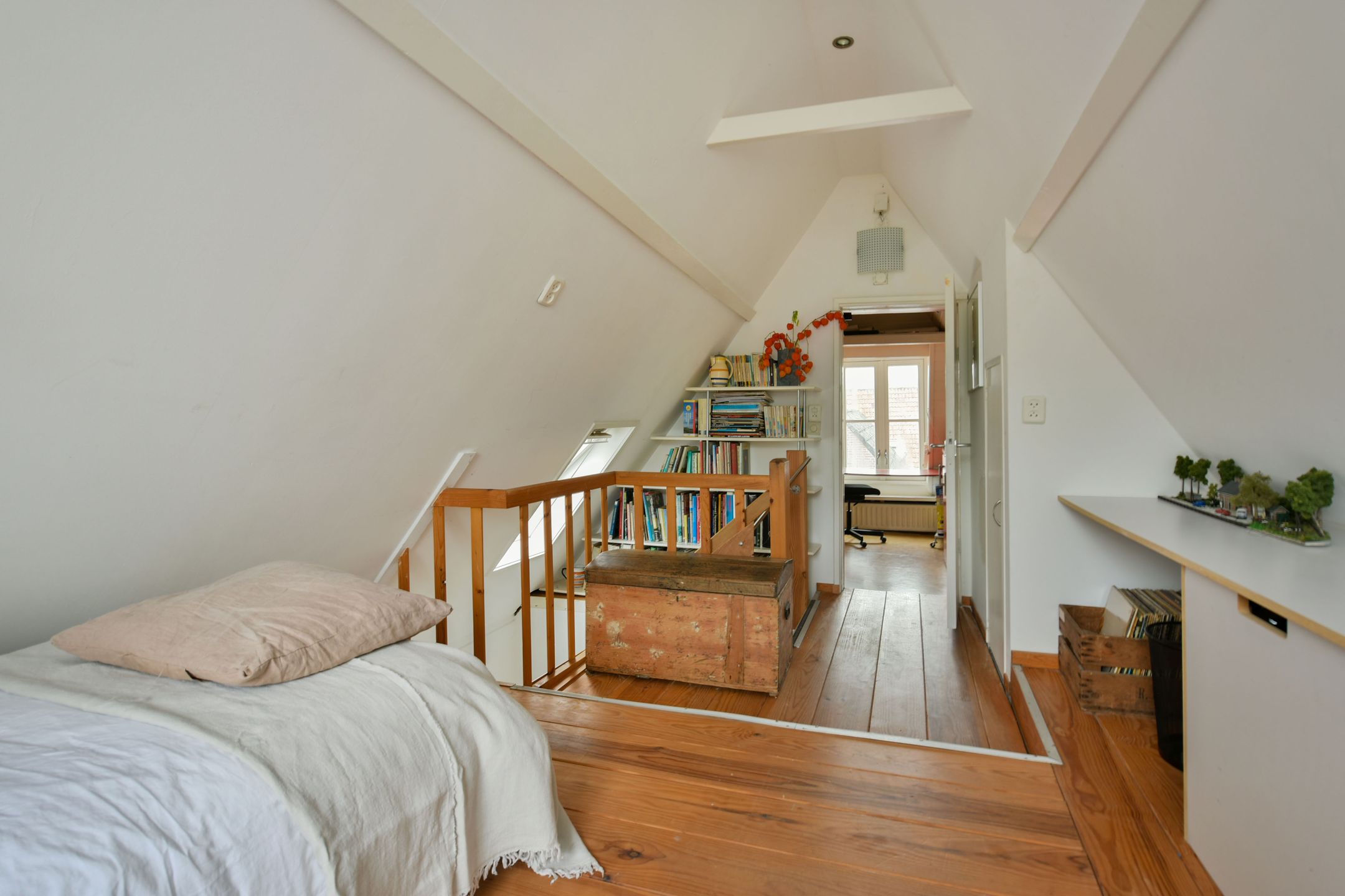 Foto 33 van Italiaanse Zeedijk 48