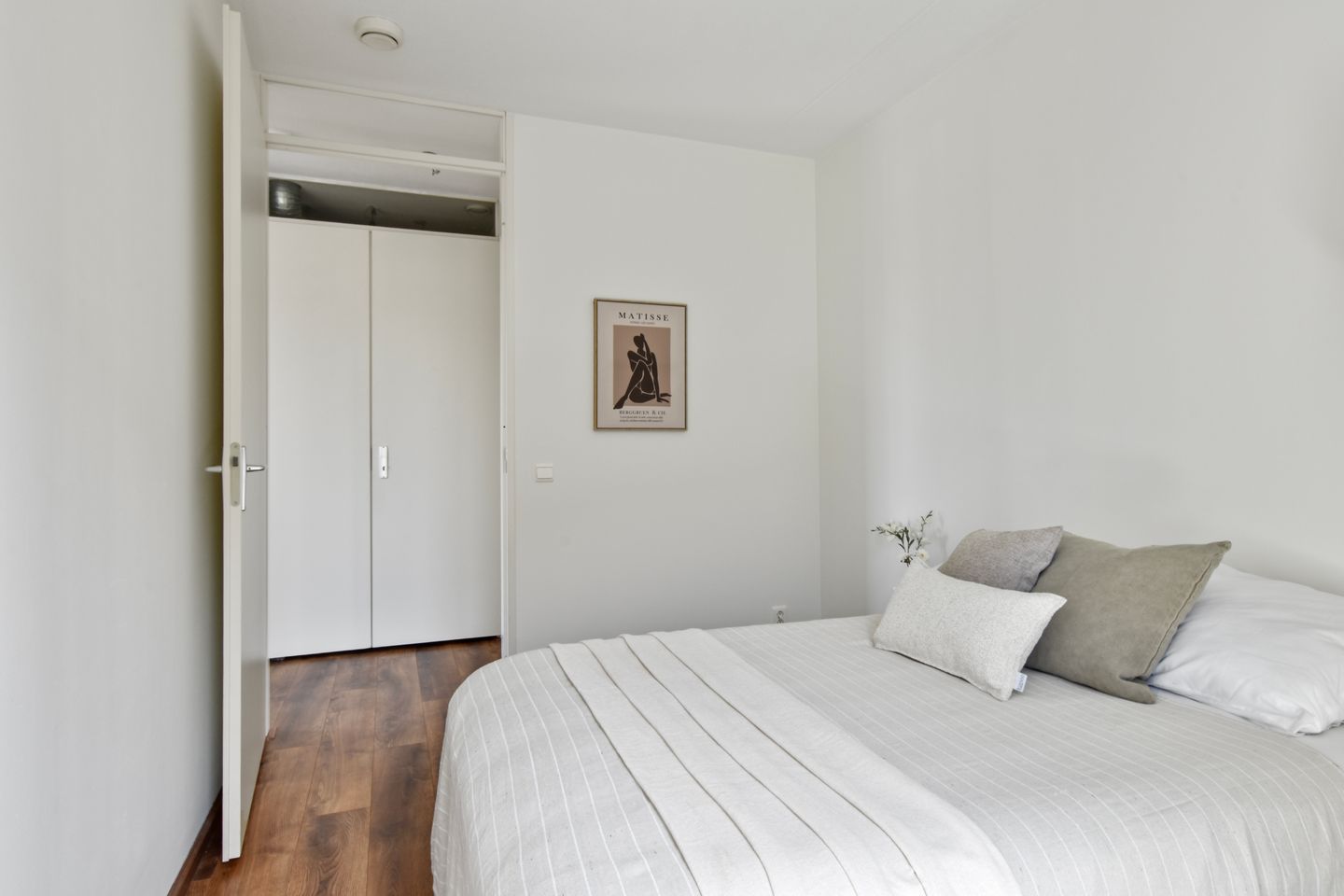 Foto 19 van Pieter Oosterhuisstraat 75