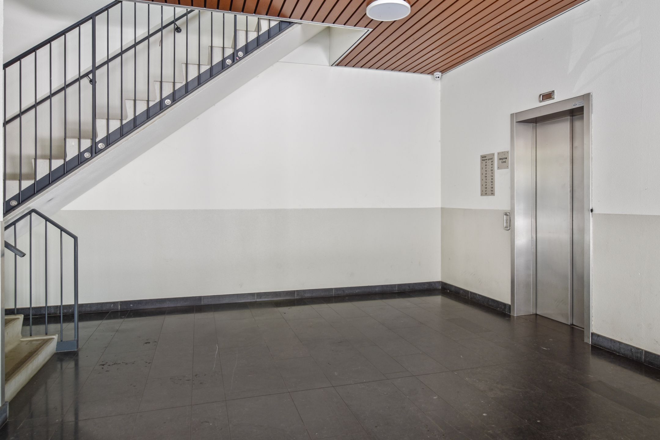 Foto 27 van Pieter Oosterhuisstraat 75