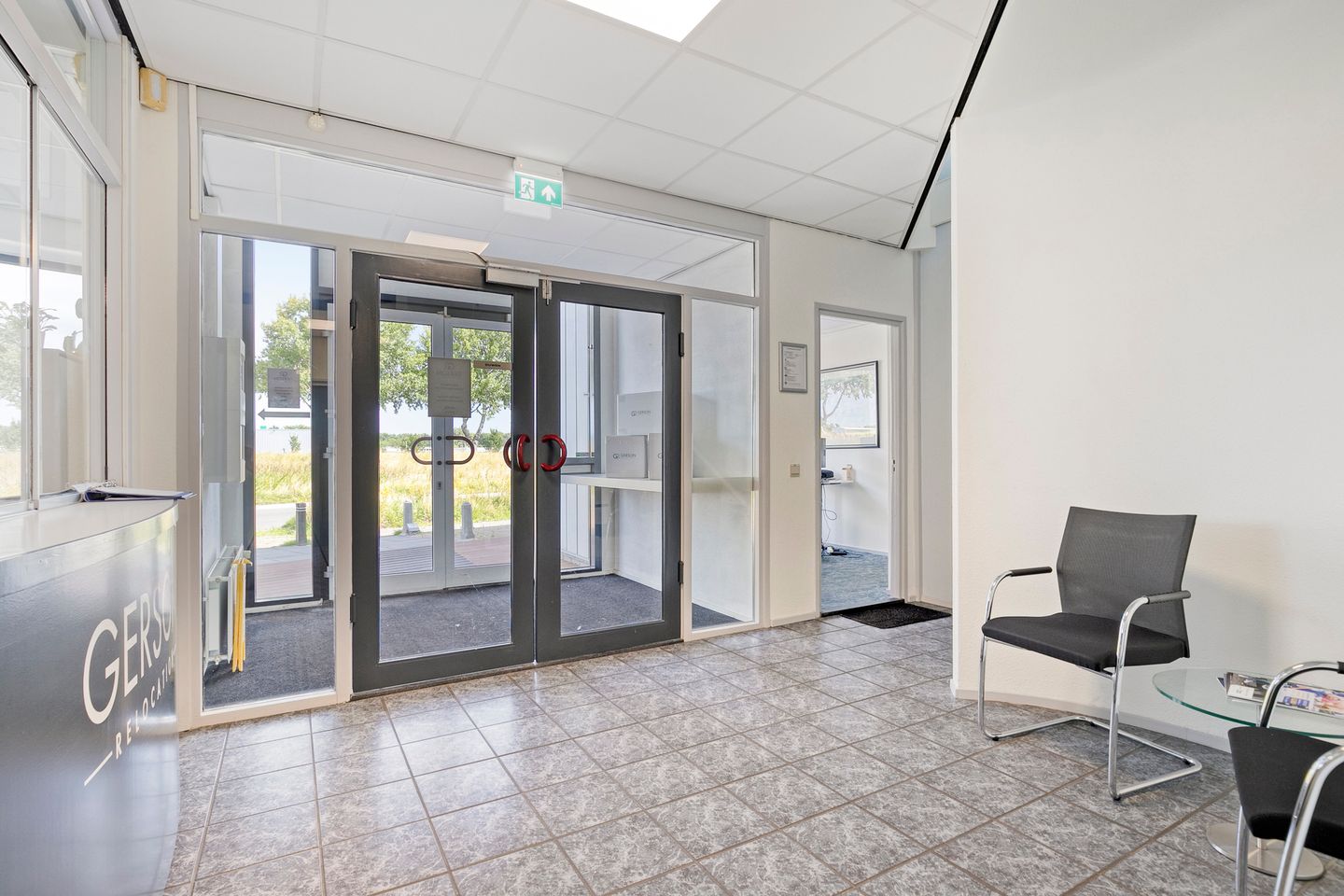 View photo 2 of Trawlerweg 8