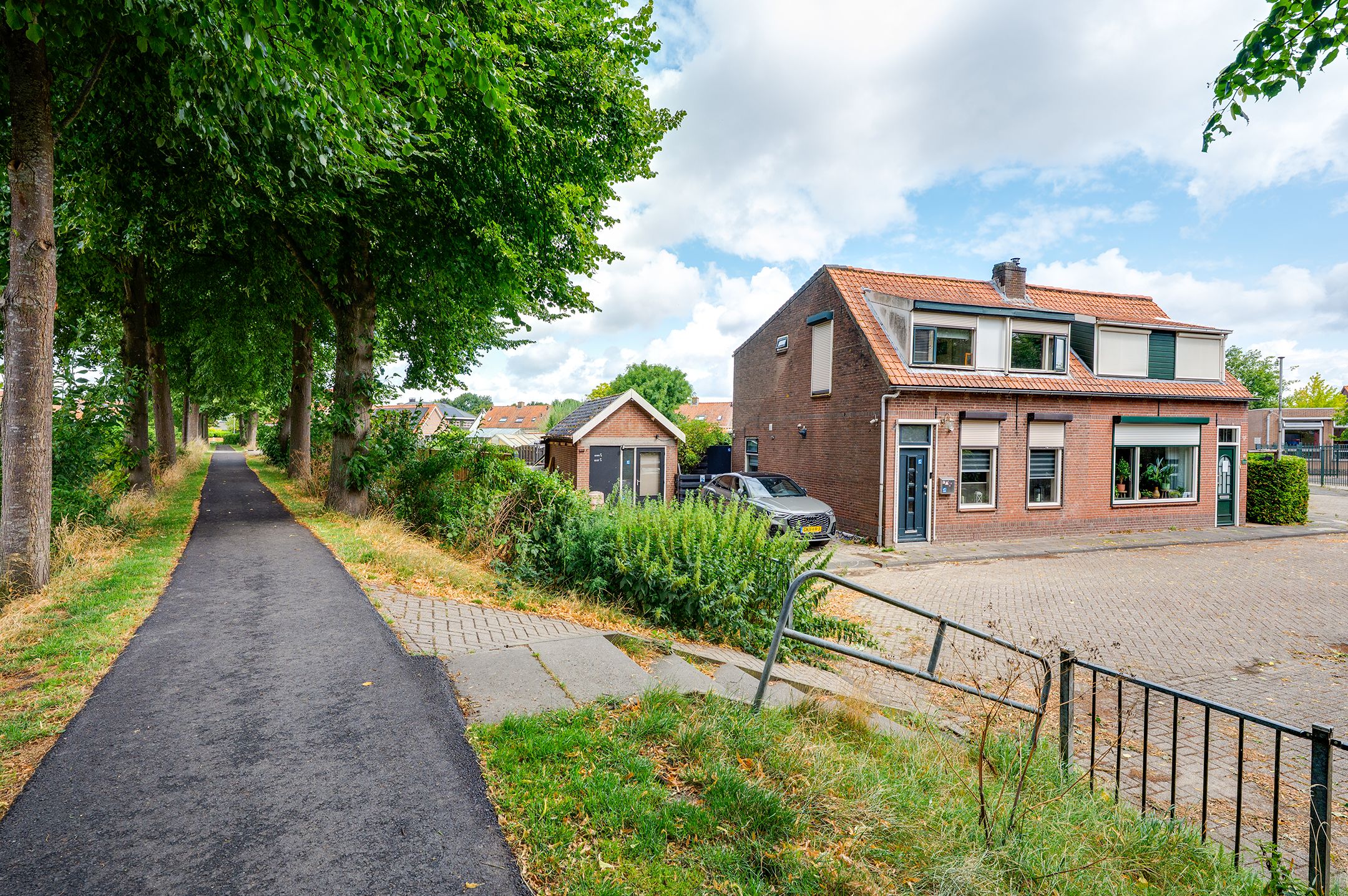 Photo 6 of Julianastraat 28