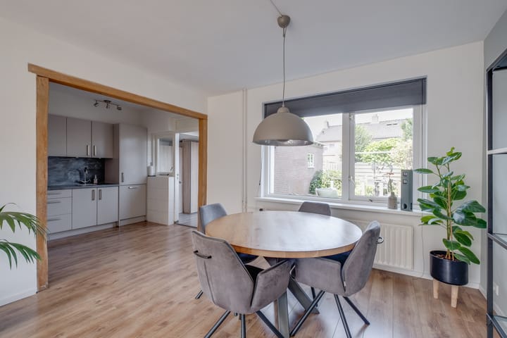 Photo 7 of Jacob van Ruysdaellaan 8