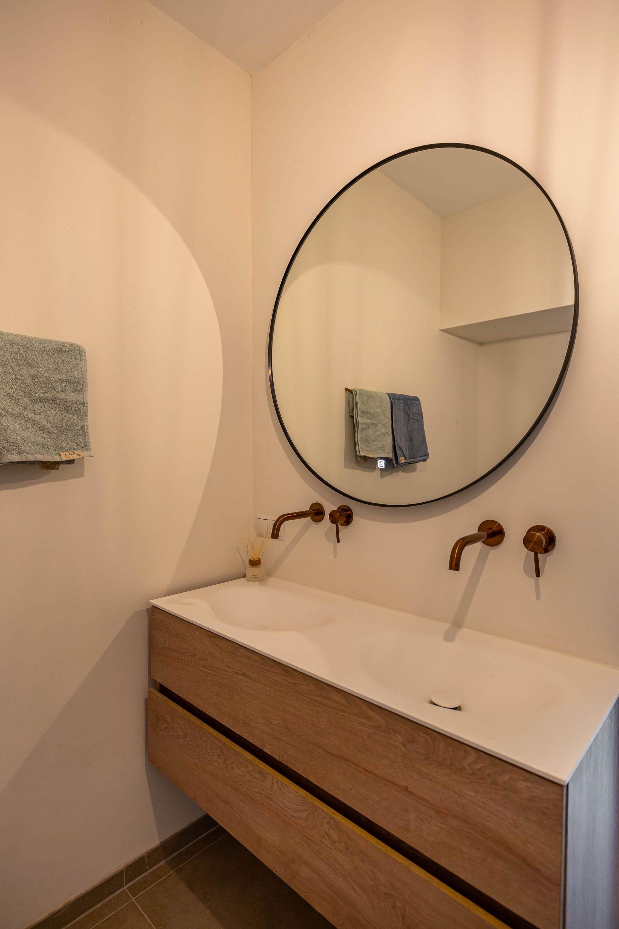 Photo 24 of Ambonstraat 16