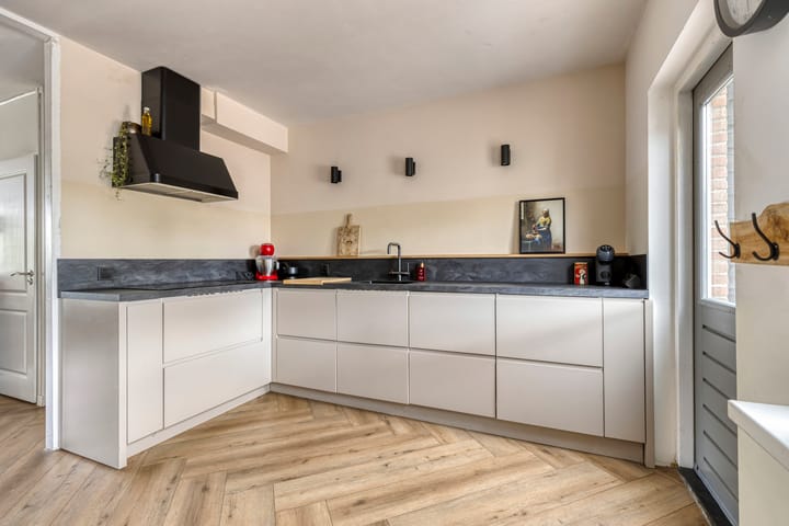 Foto 3 van Bochtmoeren 5