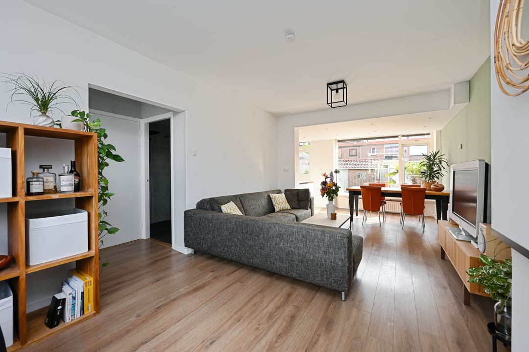 Photo 11 of Henriëtte Roland Holststraat 19