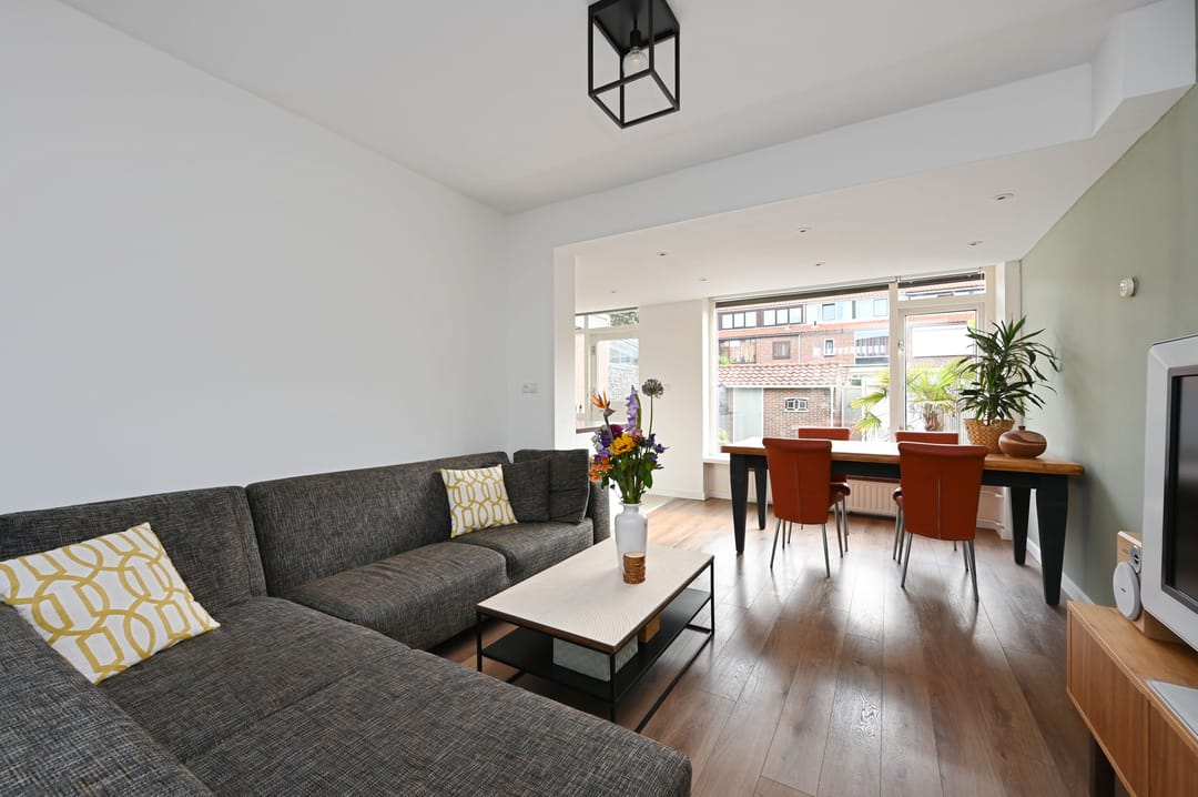 Photo 13 of Henriëtte Roland Holststraat 19