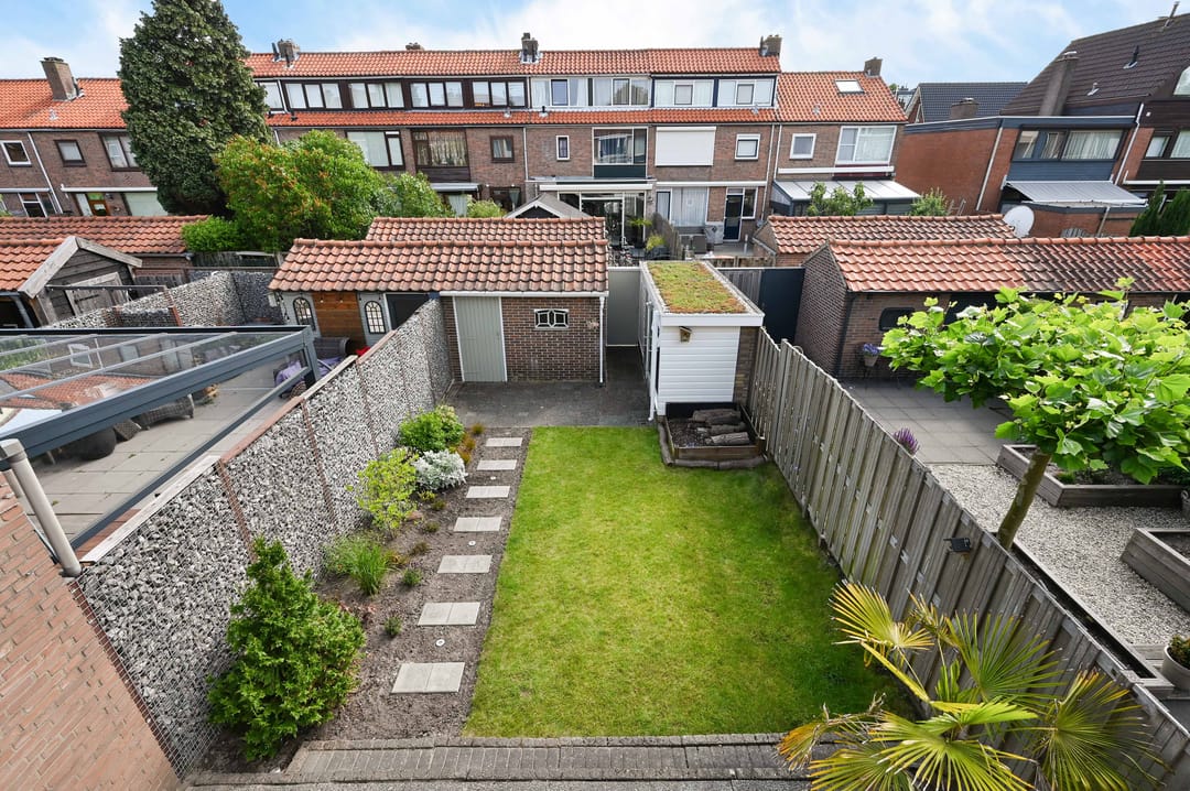 Photo 38 of Henriëtte Roland Holststraat 19