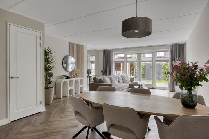 Foto 3 van Van Velthuizenerf 14