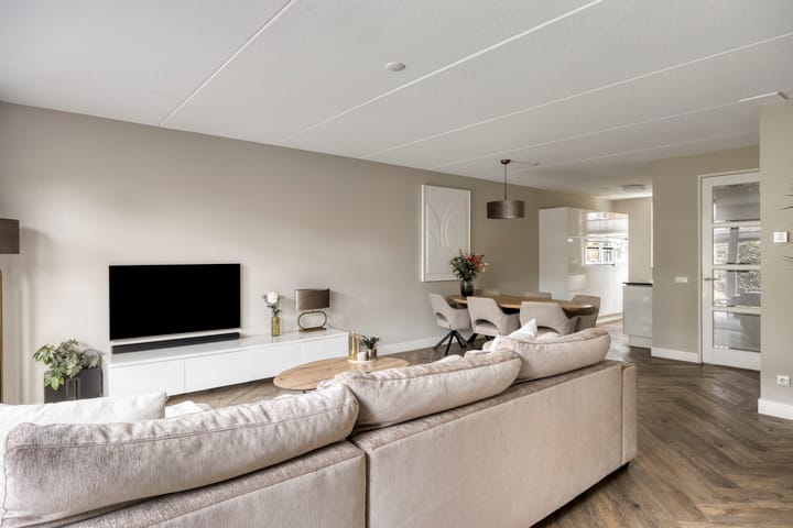 Foto 4 van Van Velthuizenerf 14