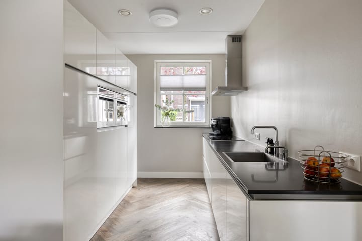 Foto 10 van Van Velthuizenerf 14