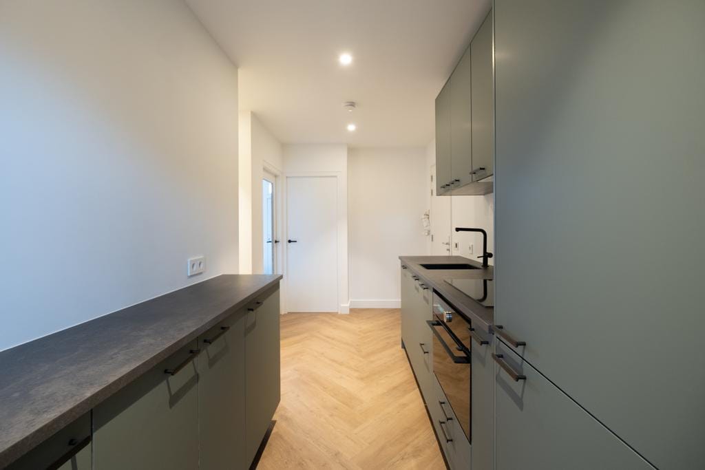 Photo 8 of Admiraal de Ruyterlaan 119