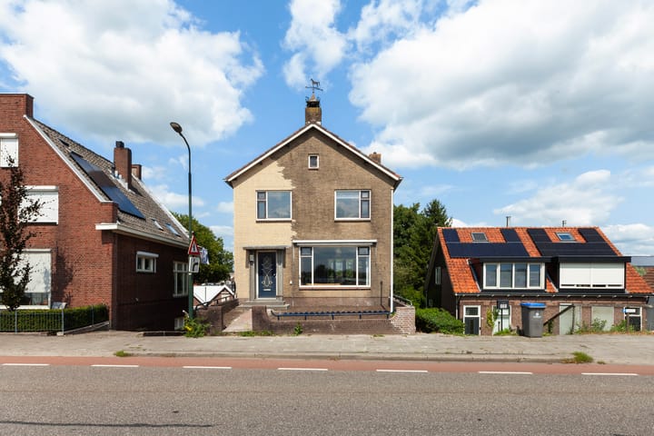 Foto 2 van Rivierdijk 668