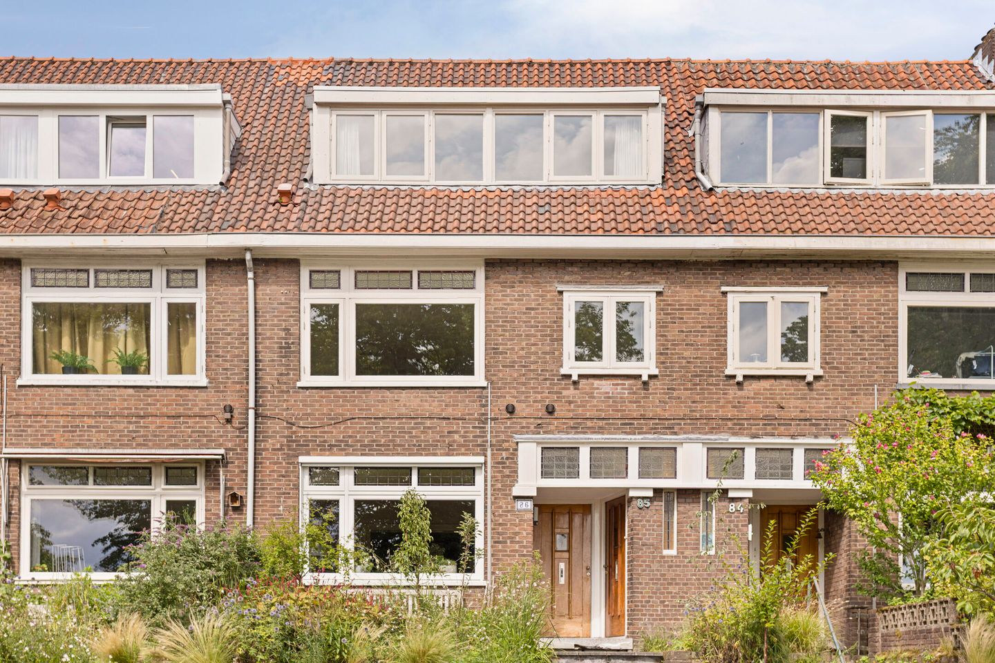 Foto 1 van Noordelijke Parallelweg 85