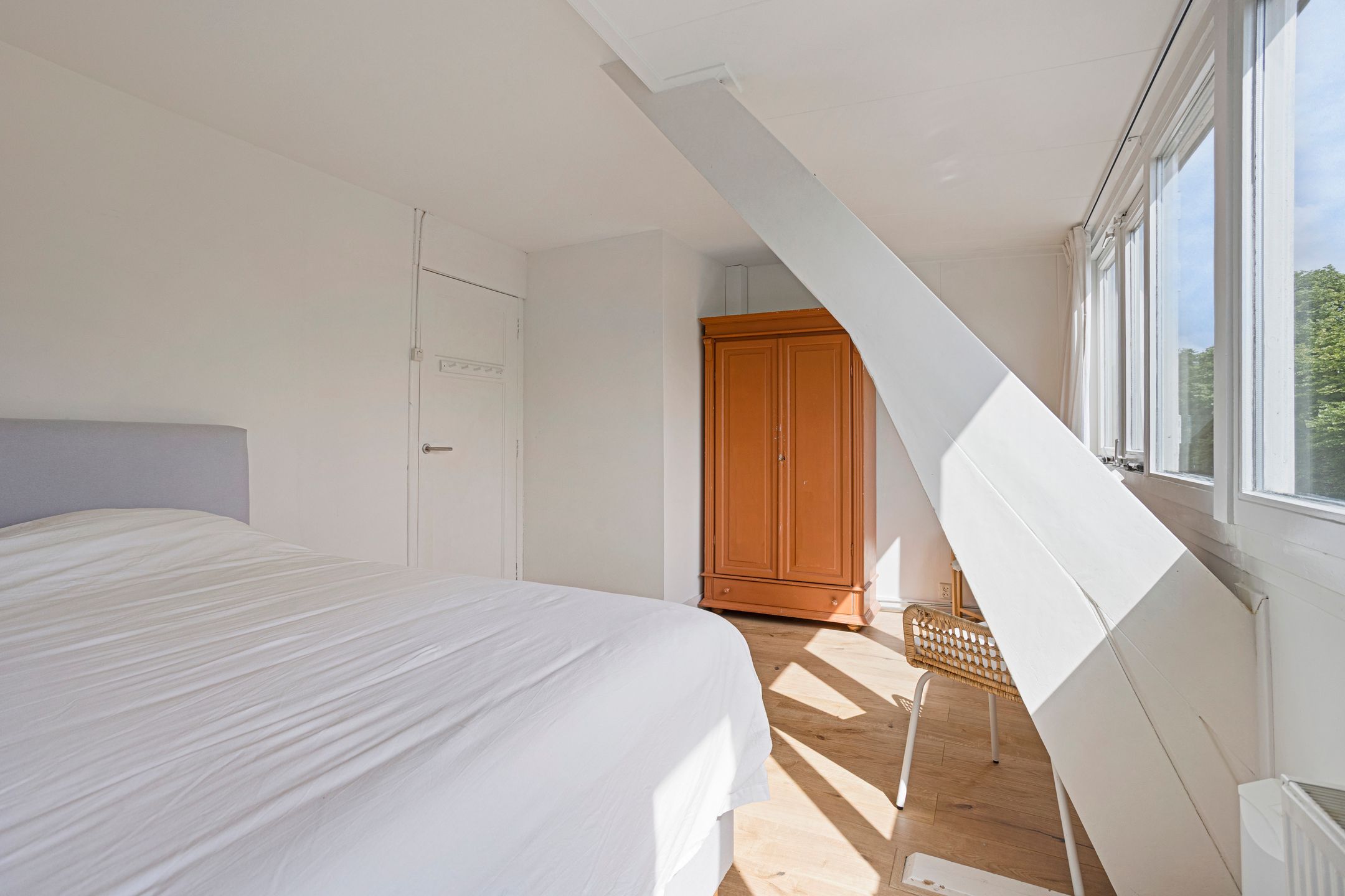 Foto 18 van Noordelijke Parallelweg 85