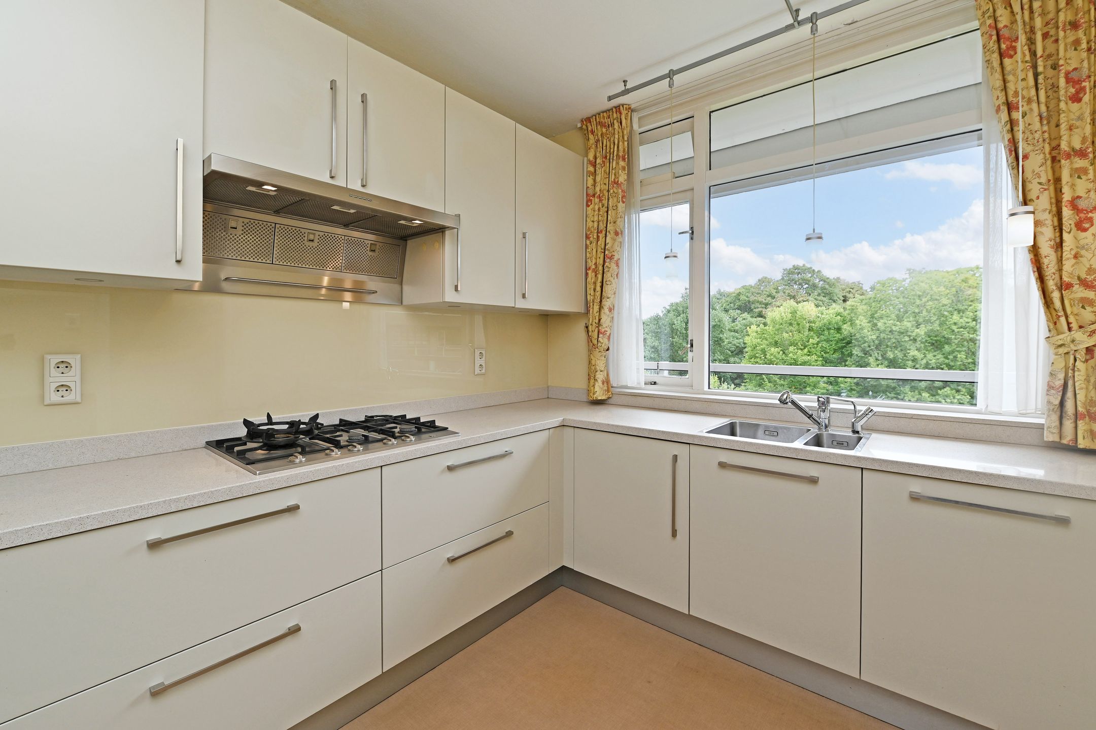 Foto 24 van Cees Laseurlaan 295