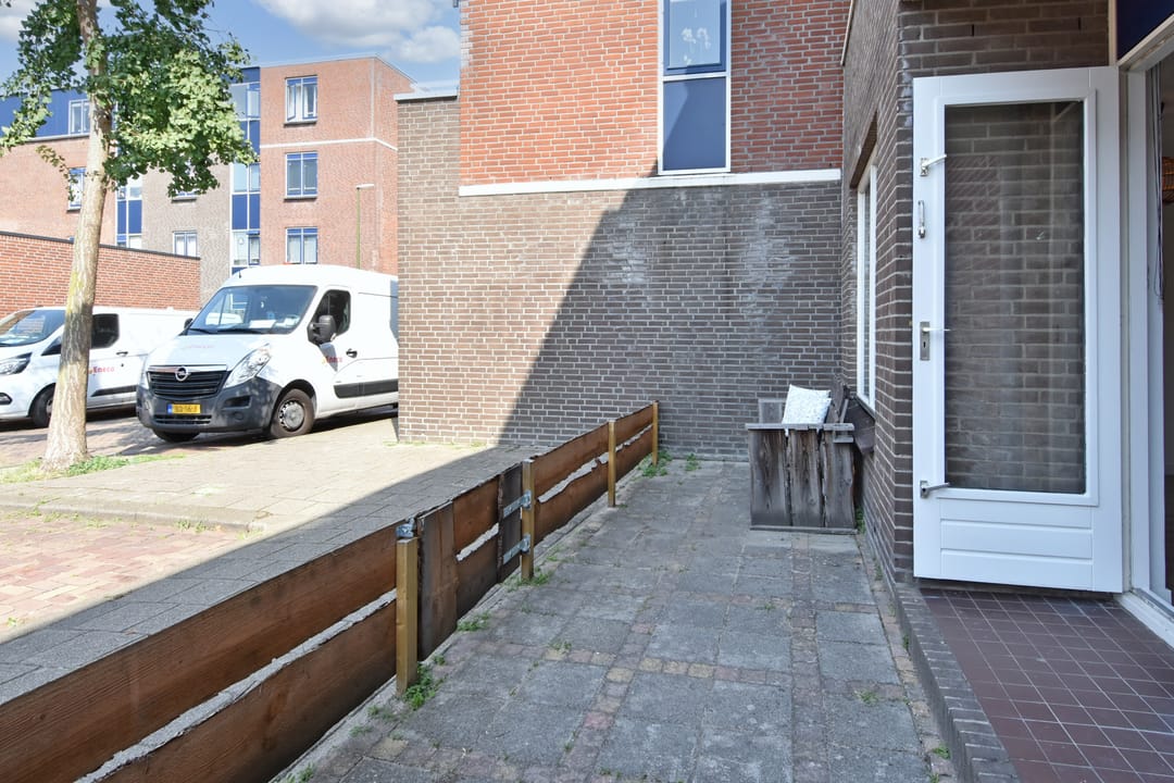 Foto 7 van Charlotte de Bourbonstraat 88