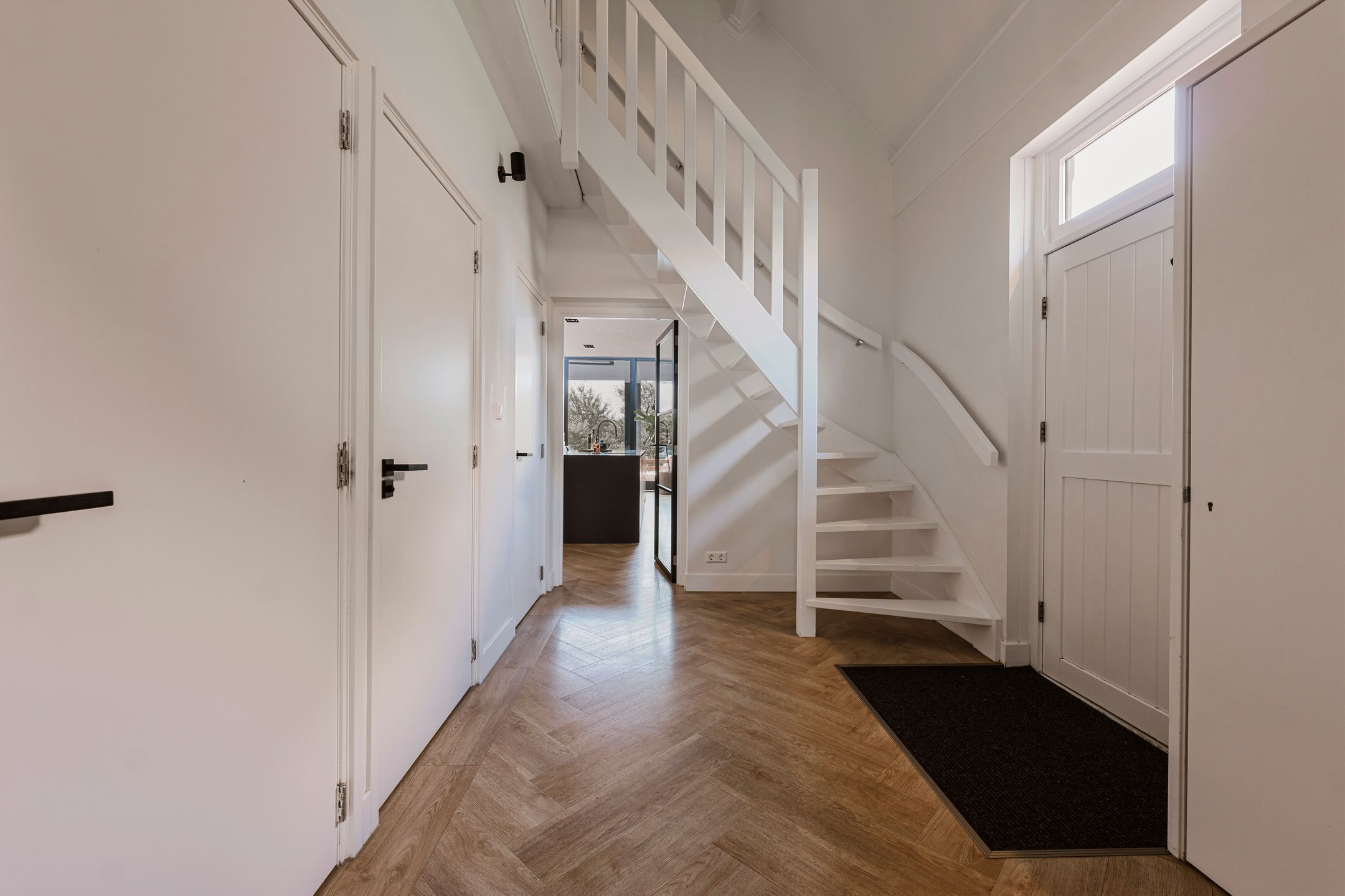 Foto 15 van Provincialeweg 12