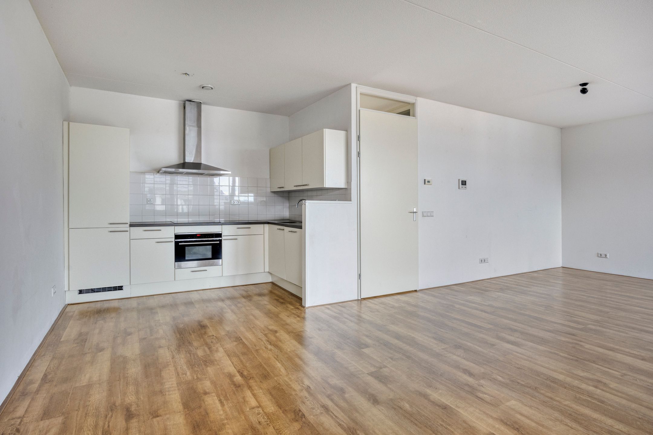 Foto 15 van Raadhuisplein 10