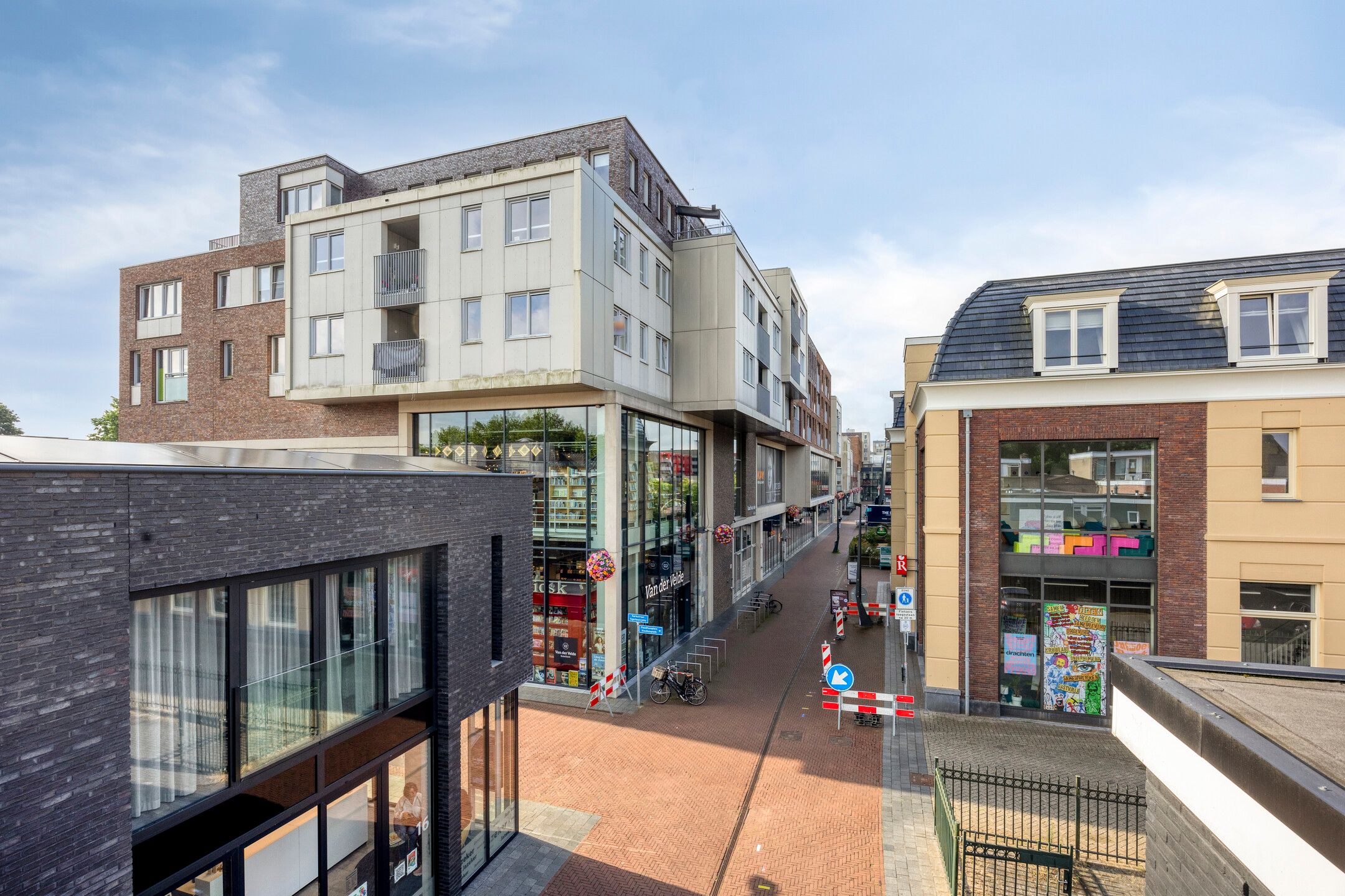 Foto 24 van Raadhuisplein 10