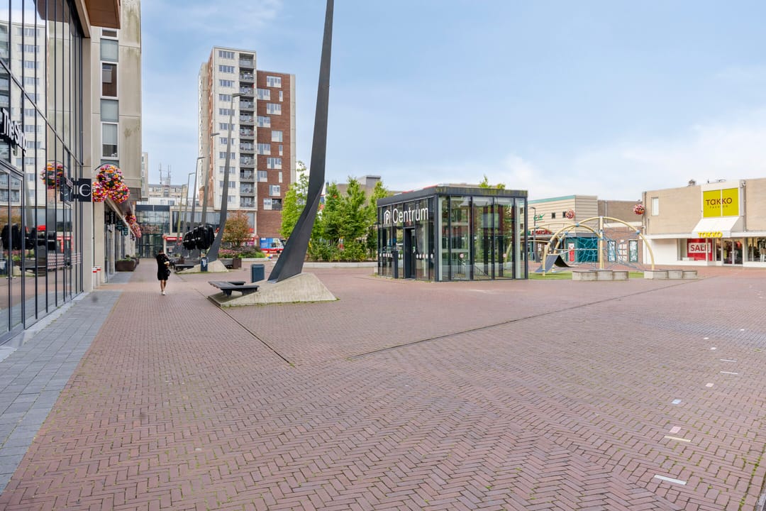 Foto 28 van Raadhuisplein 10