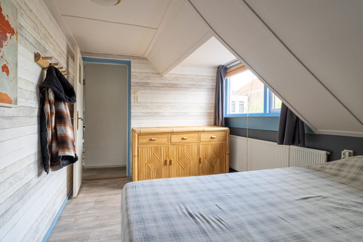 Foto 18 van Leerthouwerstraat 13