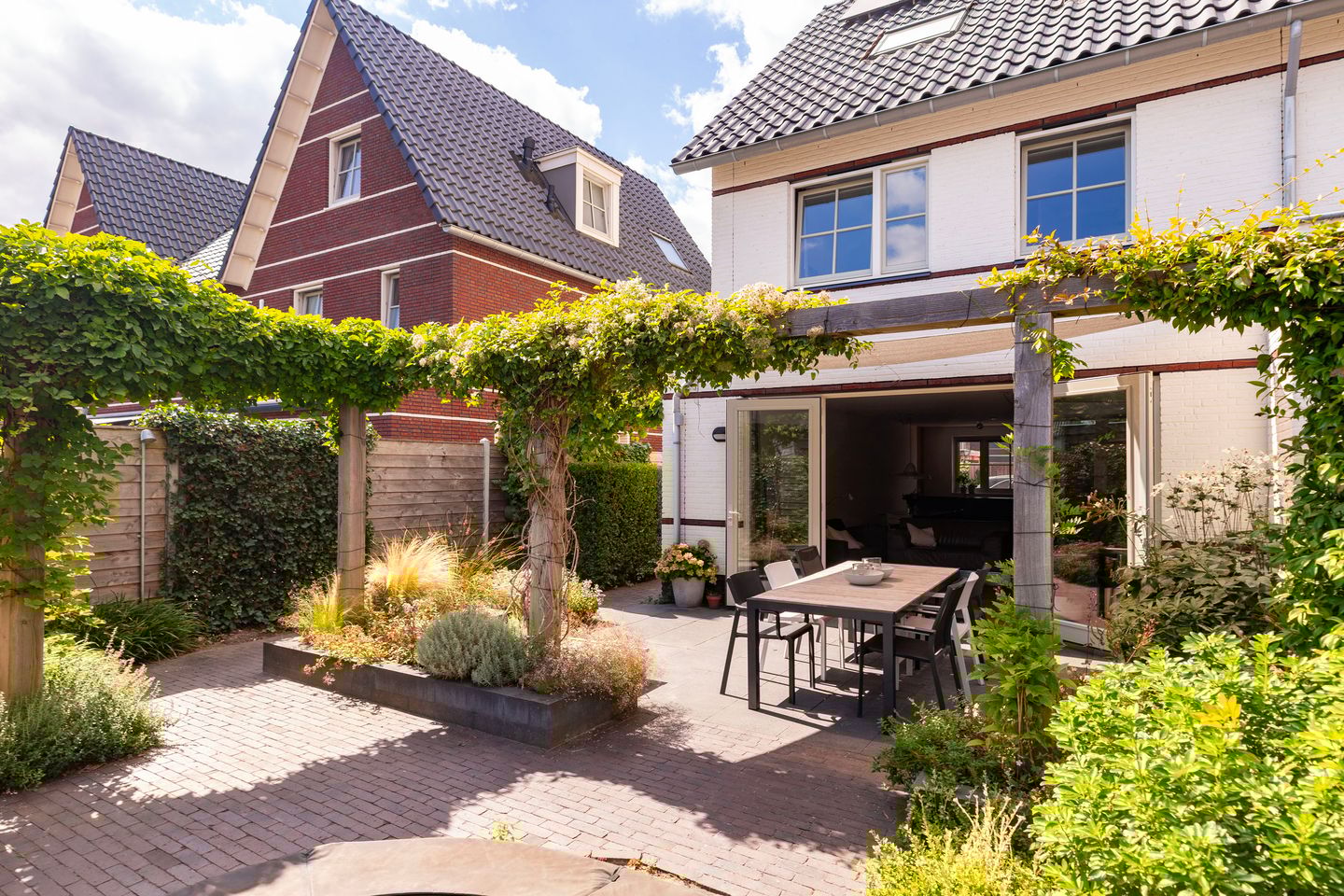 Foto 1 van Bliksemschicht 36