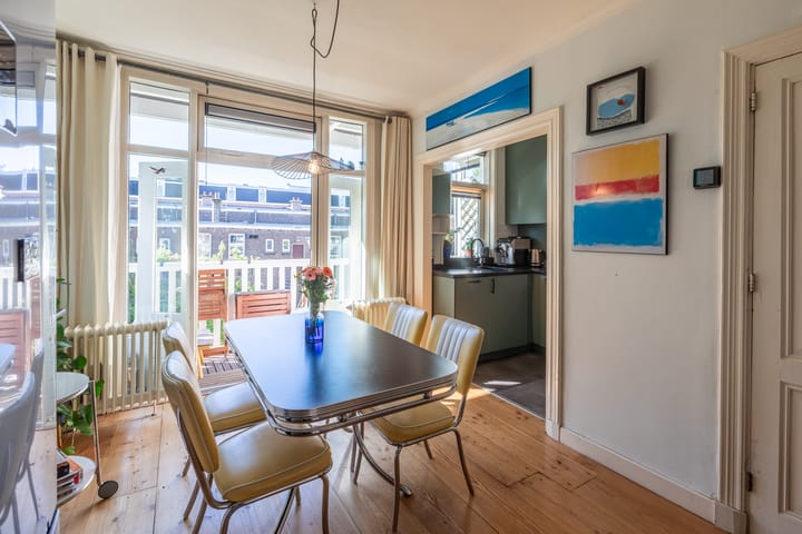 Photo 8 of Van der Hoopstraat 111-2