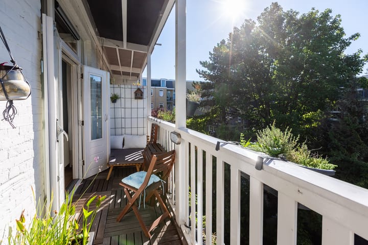 Photo 14 of Van der Hoopstraat 111-2