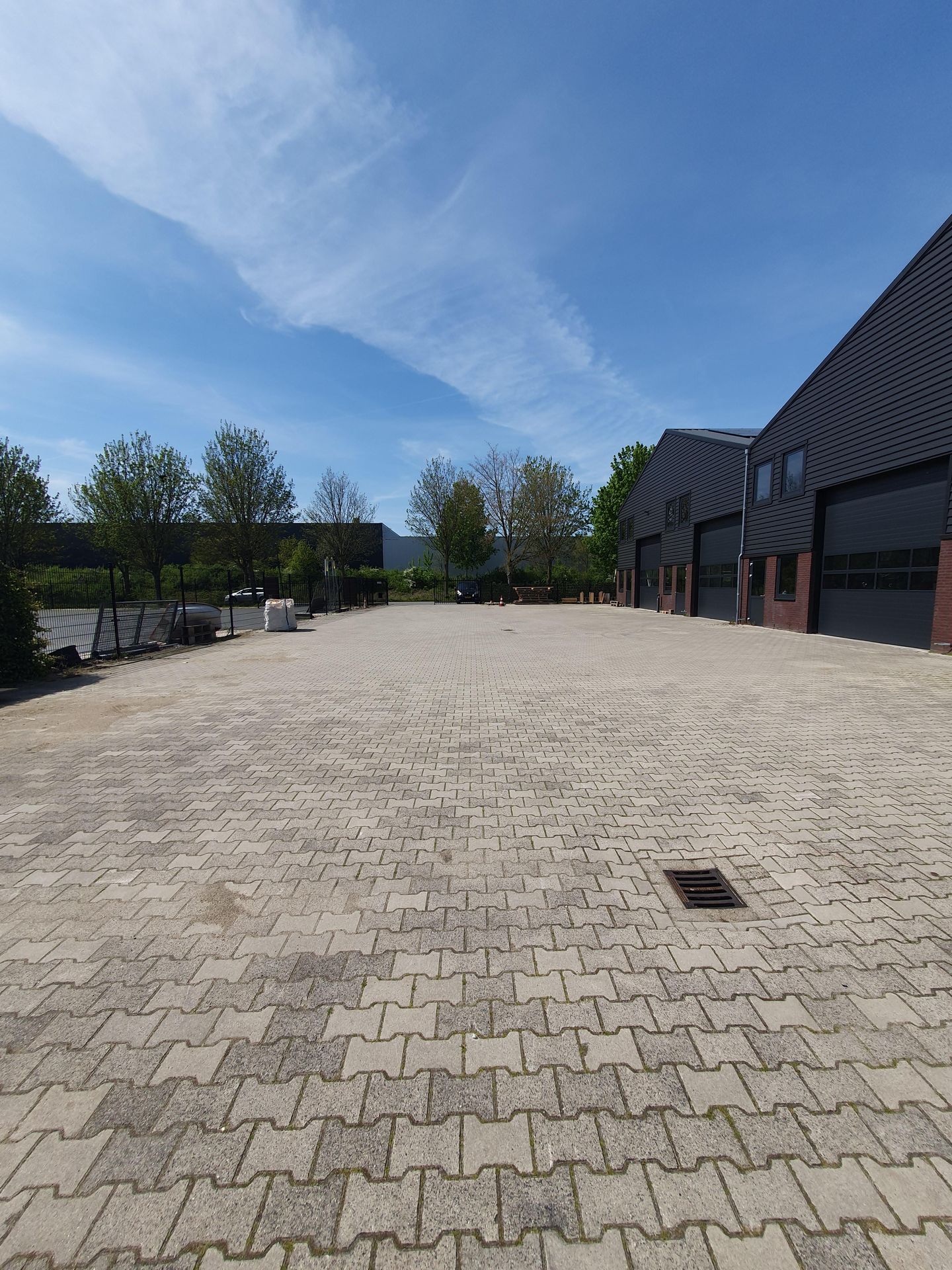 View photo 2 of Nieuwe Steeg 8-D