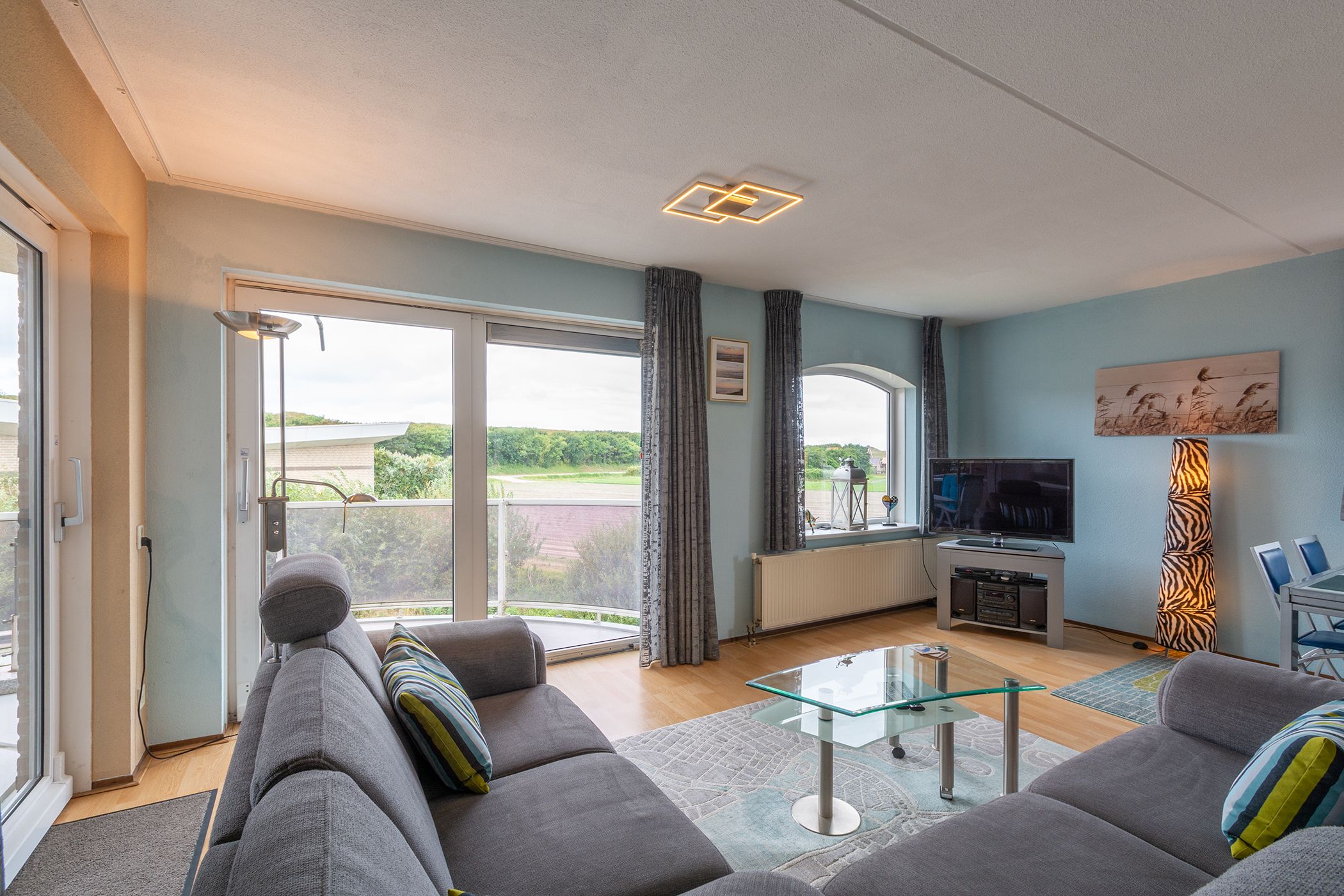 2-bedroom freehold villa in Julianadorp — photo 4 of 5