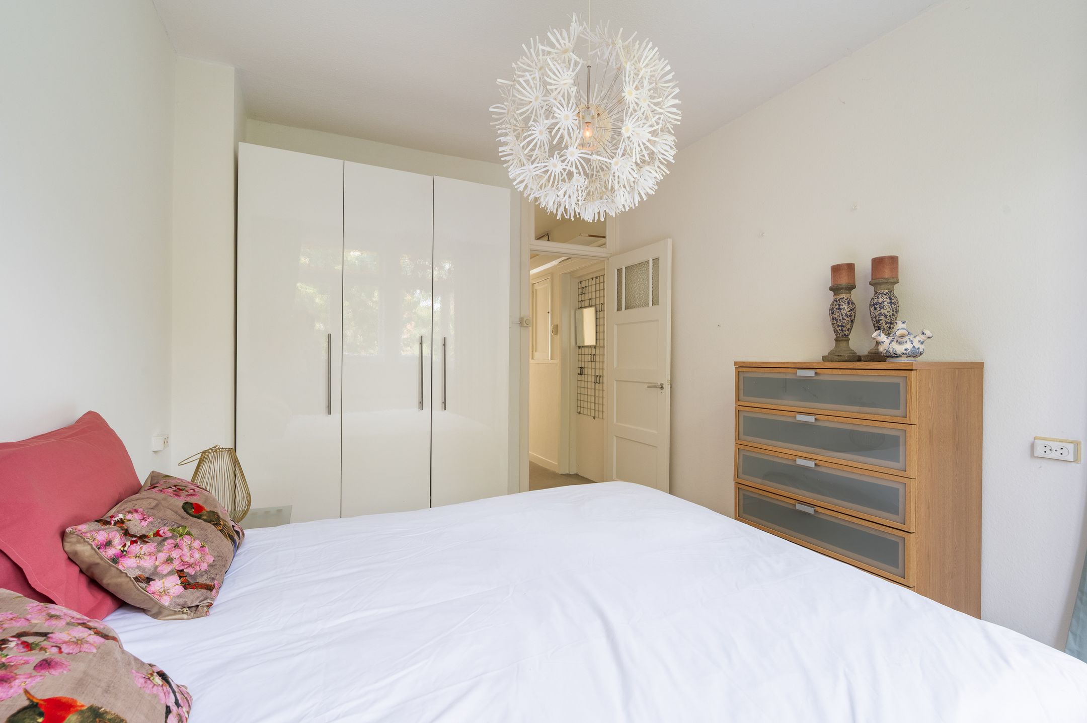 Foto 36 van Van Houtenstraat 29-B