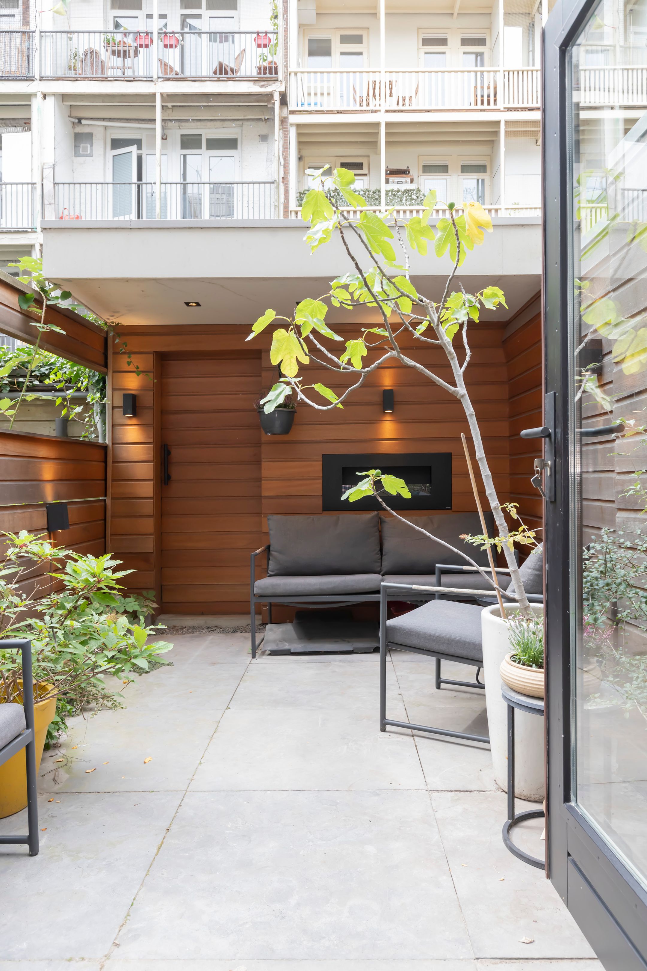 Foto 15 van Van Beuningenplein 126