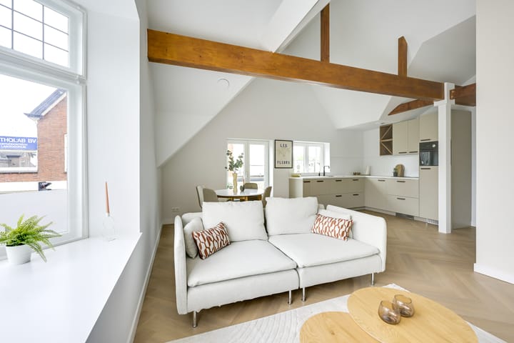 Foto 5 van Dorpsplein 6-A