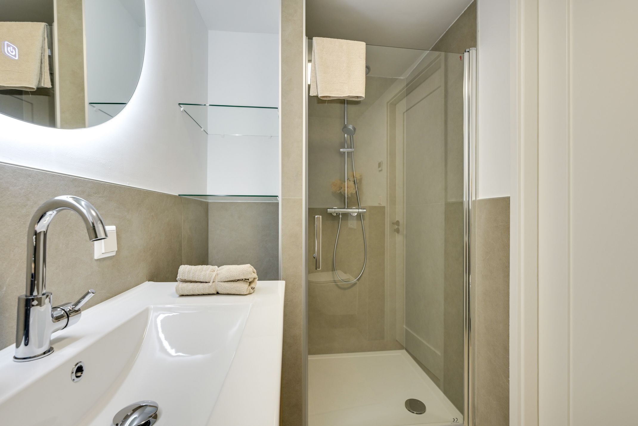 Foto 18 van Dorpsplein 6-A