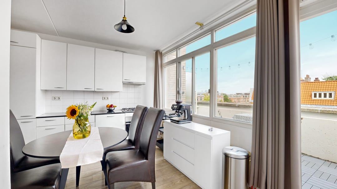 Foto 2 van Lutmastraat 2-E