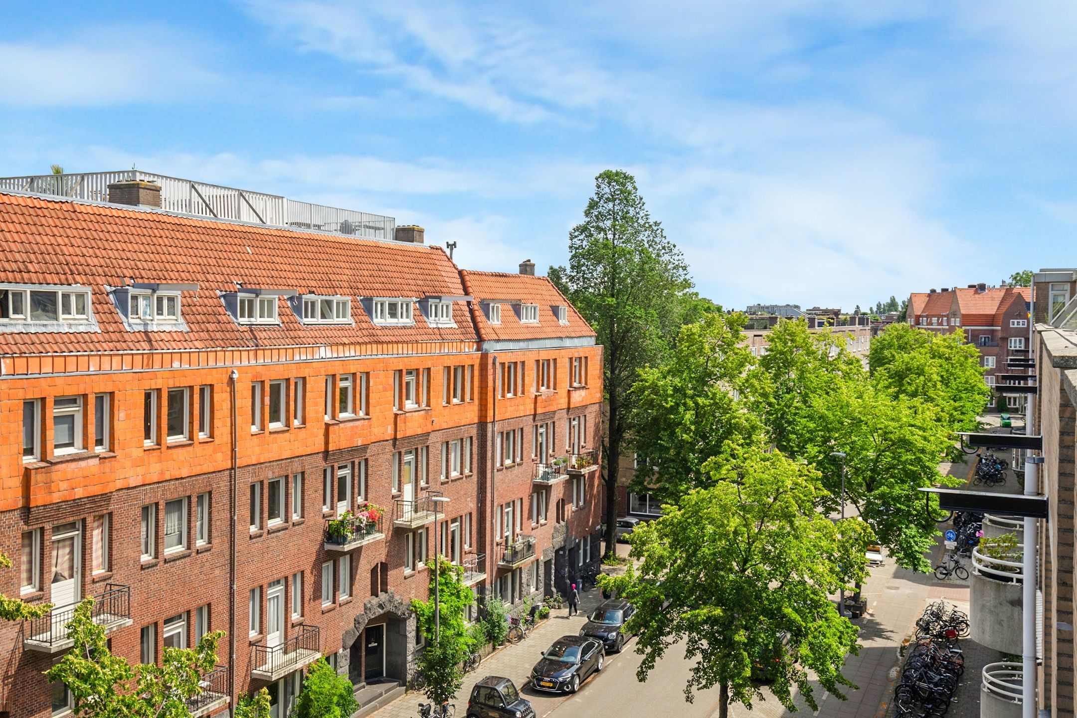 Foto 9 van Lutmastraat 2-E