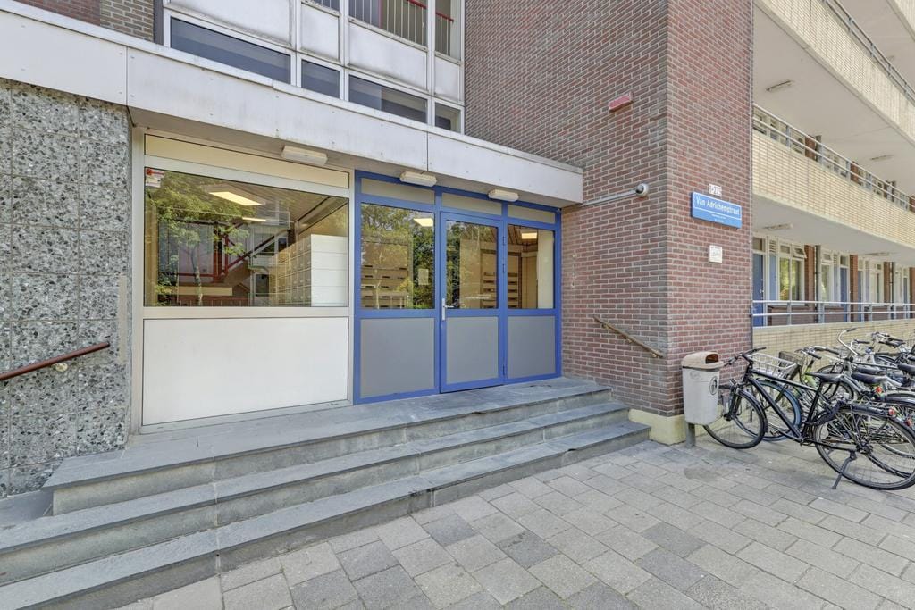 Photo 2 of Van Adrichemstraat 111