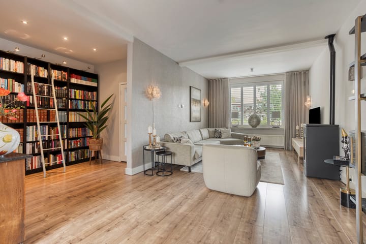 Foto 12 van Hugo de Grootstraat 10