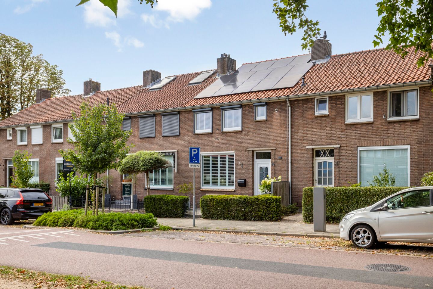 Foto 40 van Hugo de Grootstraat 10