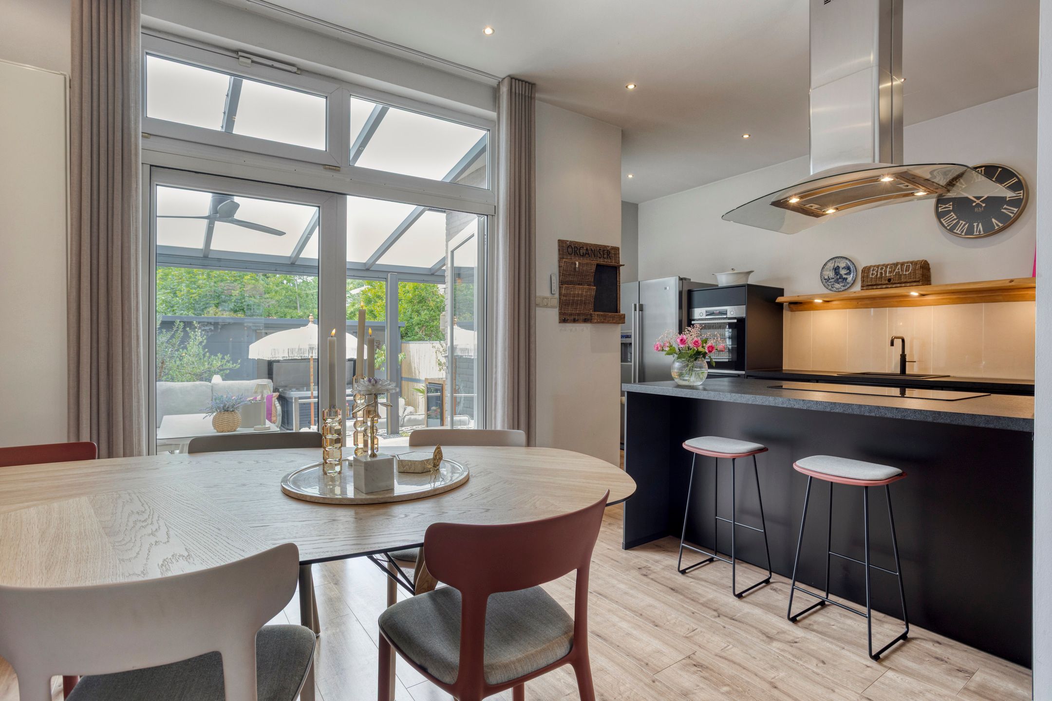 Foto 15 van Hugo de Grootstraat 10