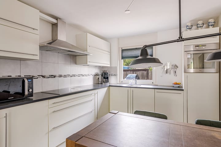 Photo 14 of Waalstraat 151