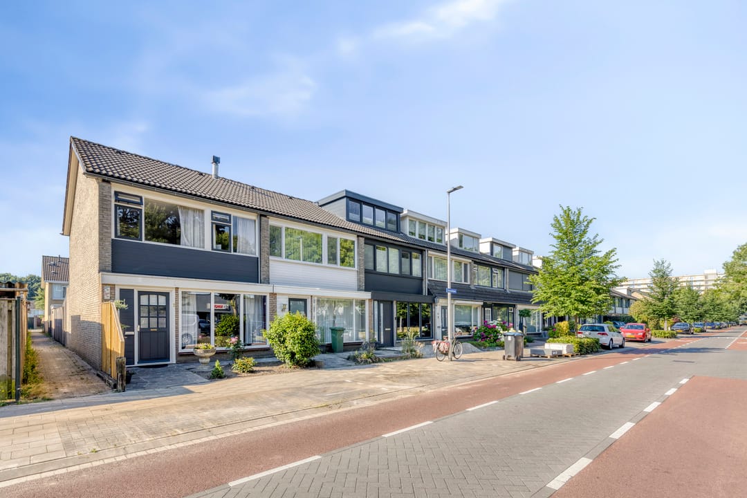 Foto 2 van Baronielaan 1