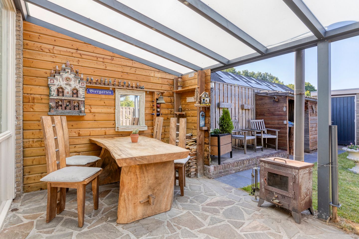 Foto 25 van Baronielaan 1