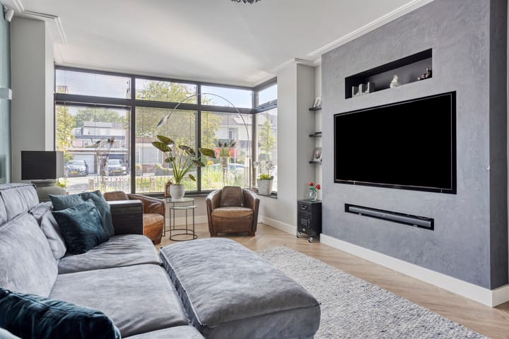 Photo 16 of Jan Sluijtersstraat 11