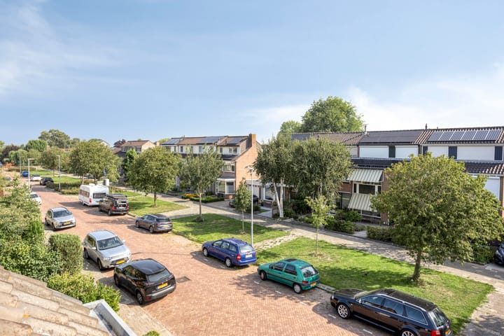 Photo 49 of Jan Sluijtersstraat 11