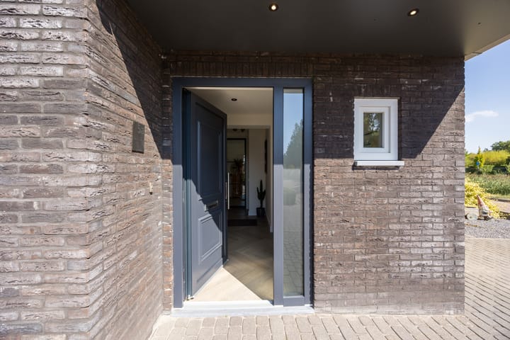 Photo 6 of Oosthof 5-A