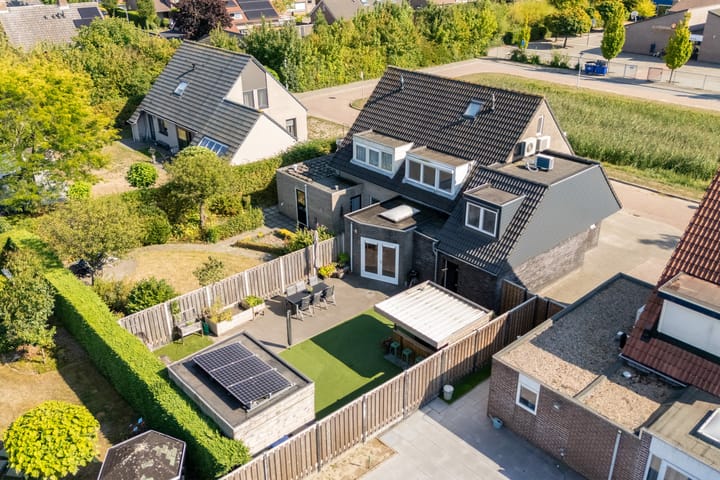 Photo 43 of Oosthof 5-A