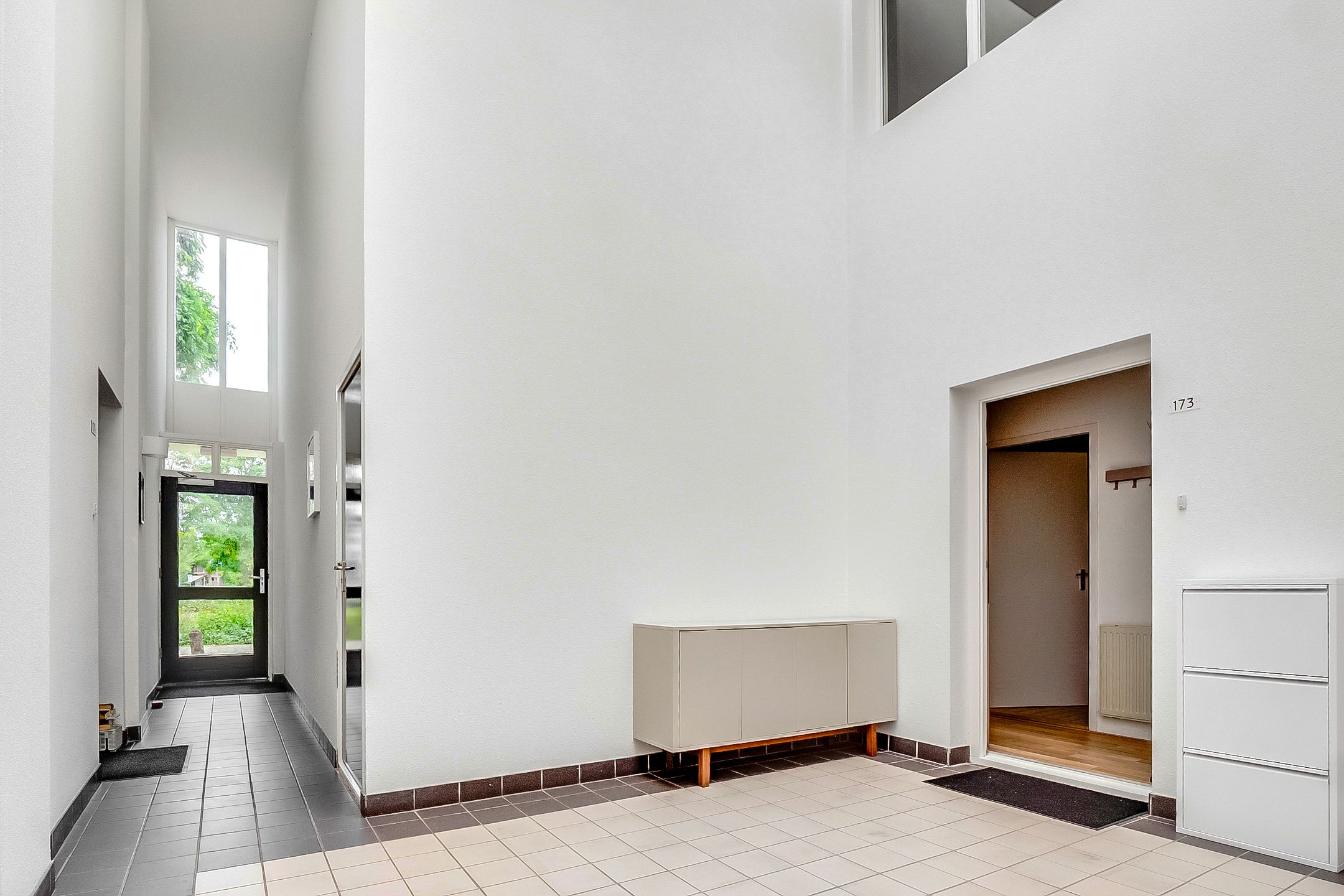 Photo 9 of Gildstraat 173